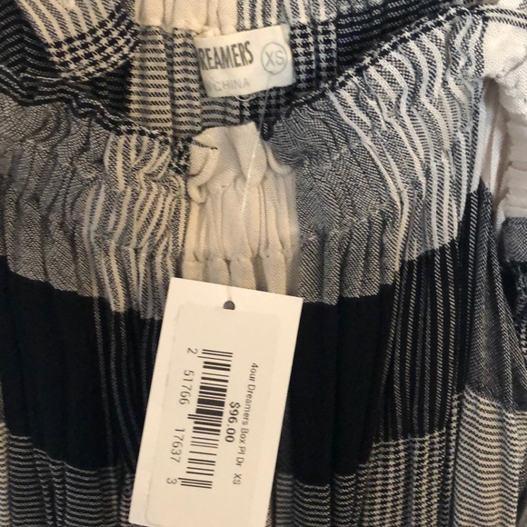 Off the shoulder dress - Picture 5 of 6